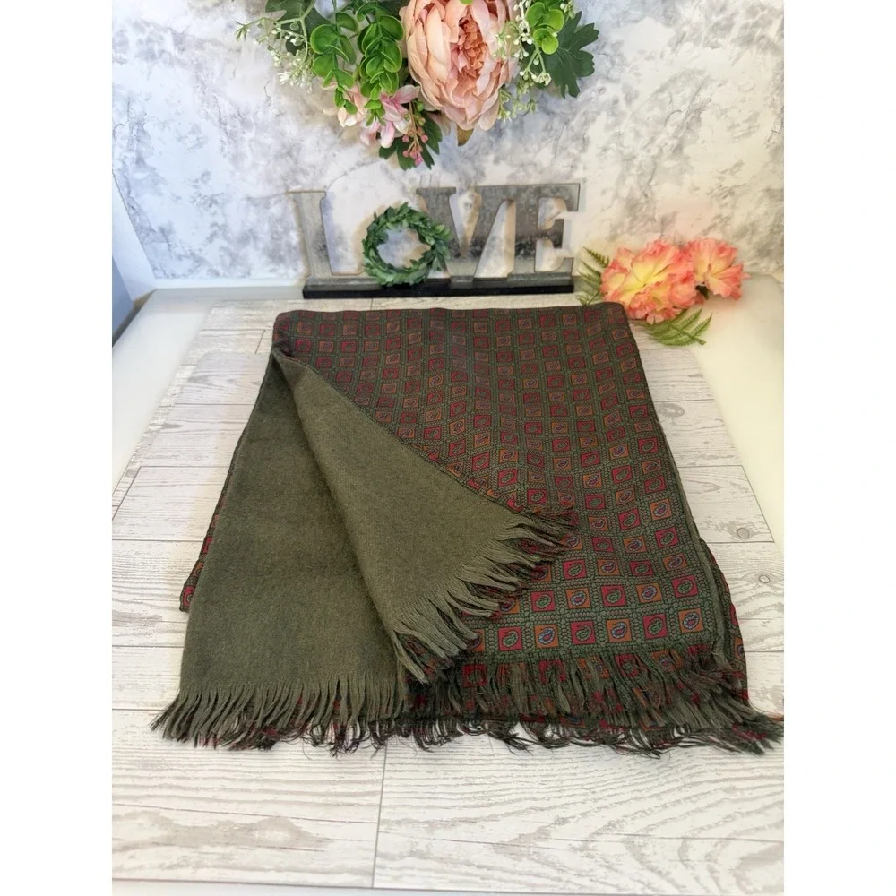 Vtg Scarf Two Sided Reversible Silk Wool Green Paisley Fringe Unisex 50